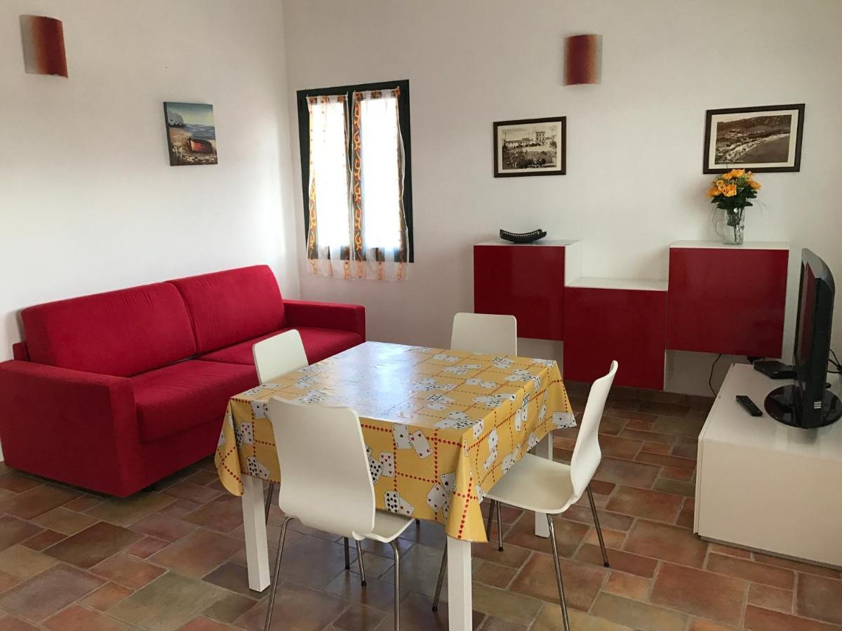 Li Frati Biancheddi Apartman Santa Teresa Gallura Kültér fotó